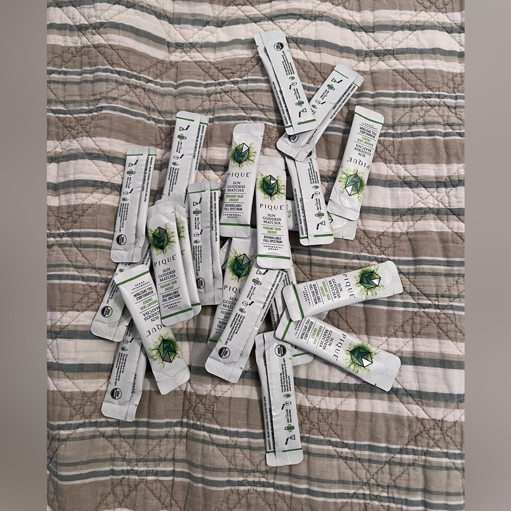 Pique matcha packets